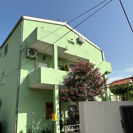 Tratincica * Βόντιτσε