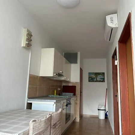 Tratincica Βόντιτσε