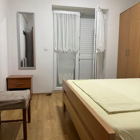 Tratincica * Βόντιτσε